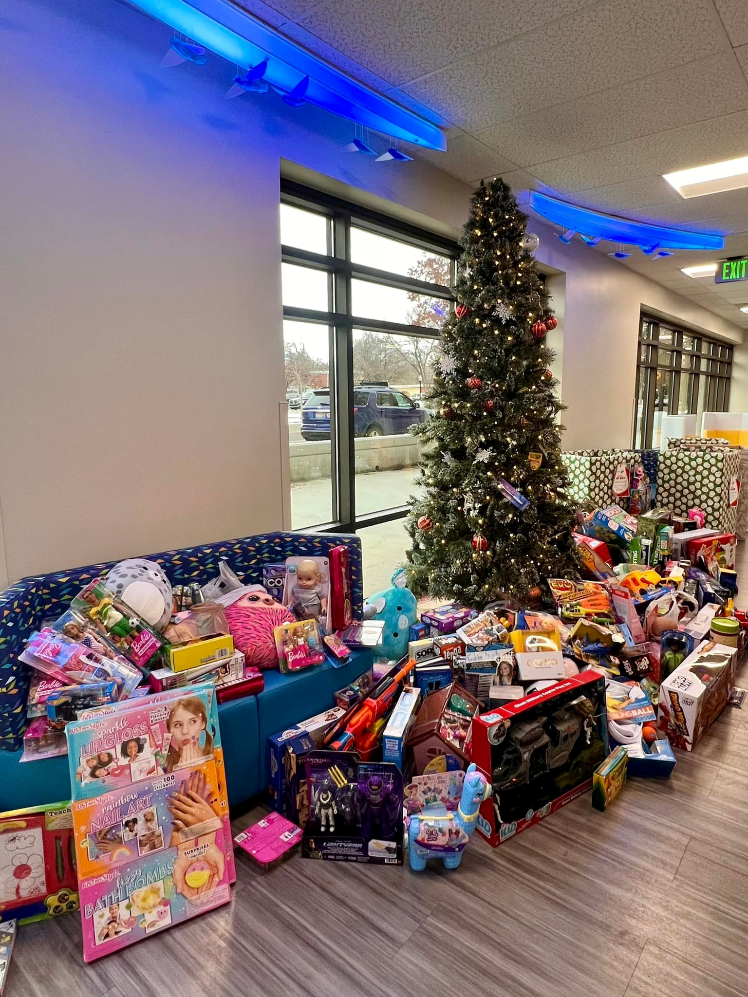 STB St Lukes Santa's Toybox | Jayden DeLuca Foundation